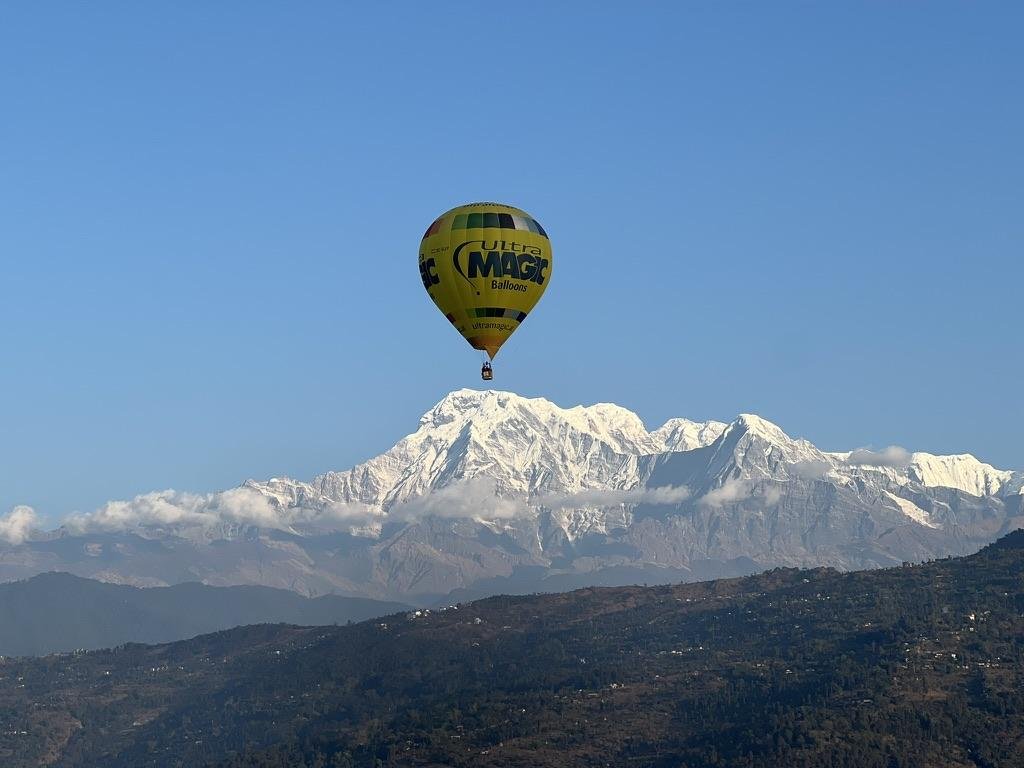 Festival en Nepal y nuevo piloto